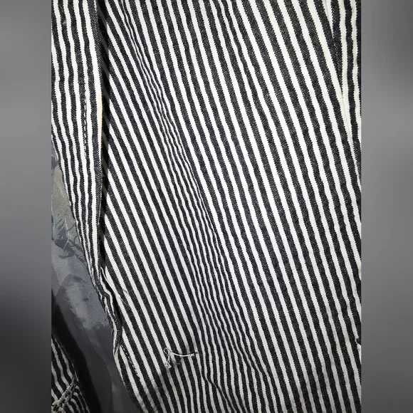 Anne Klein seersucker blazer - Picture 3 of 7